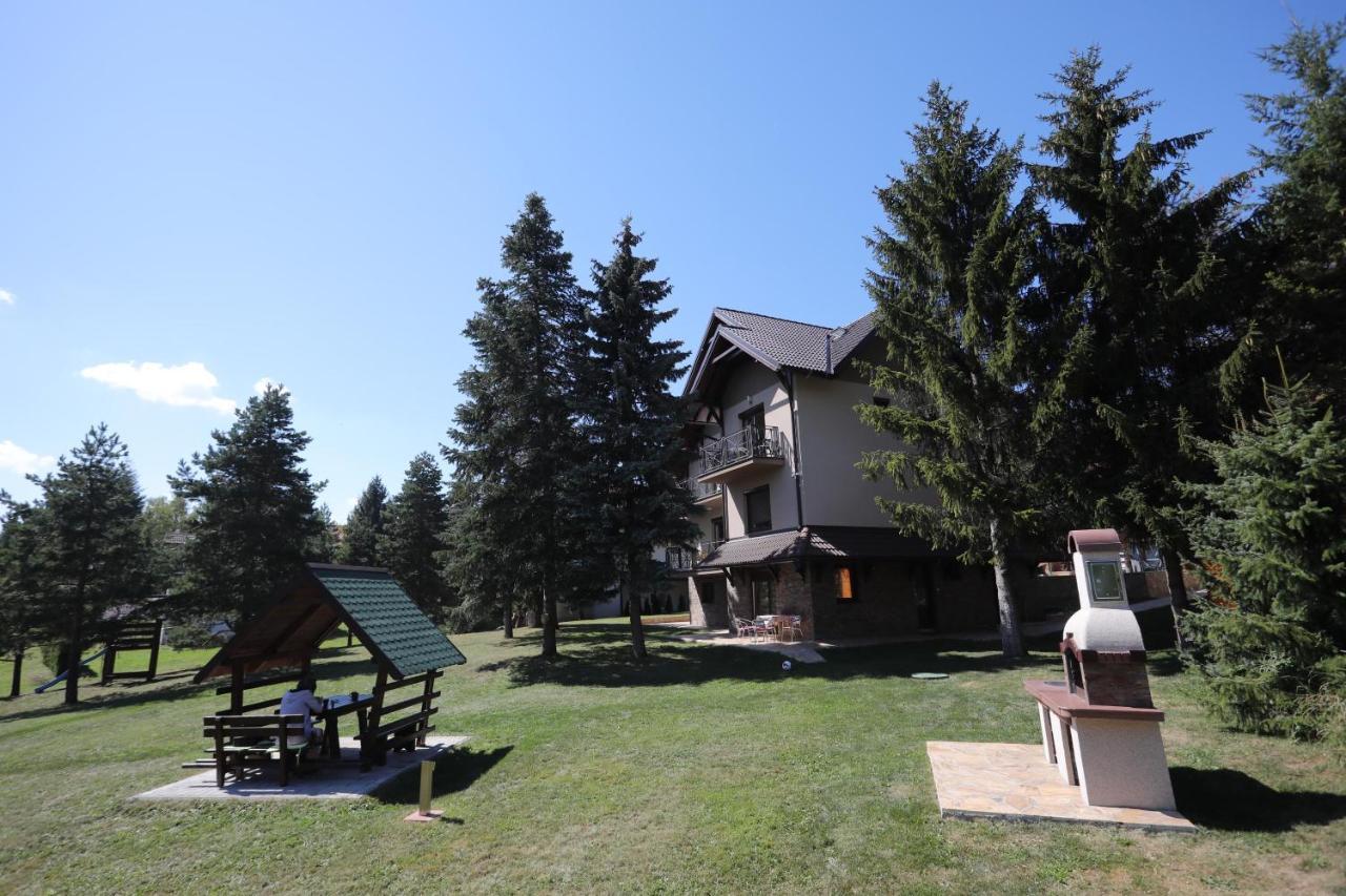 Mipet Apartmani Zlatibor Kültér fotó