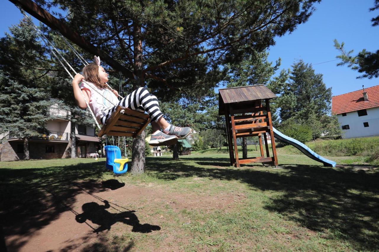 Mipet Apartmani Zlatibor Kültér fotó