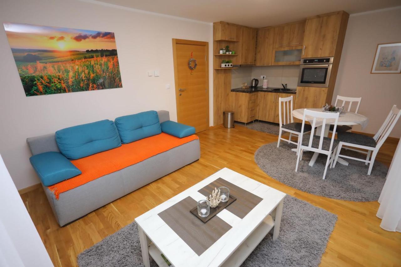 Mipet Apartmani Zlatibor Kültér fotó